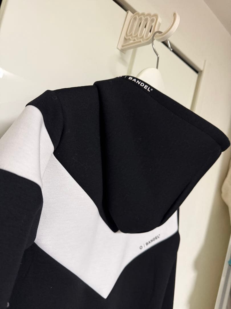 BANDEL バンデル パーカー V SWITCH FULL ZIP PARKA