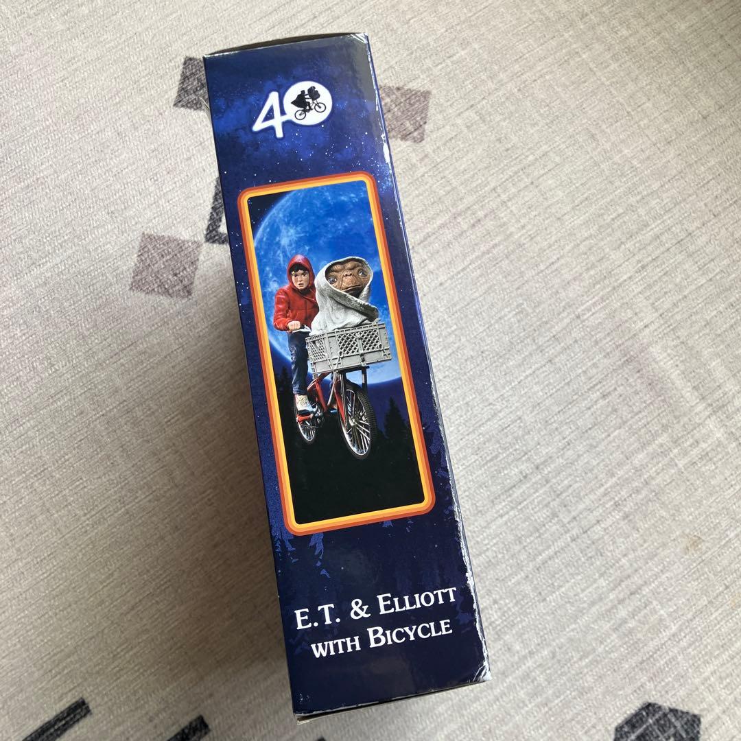 E.T. & Elliott with Bicycle フィギュア 40周年記念
