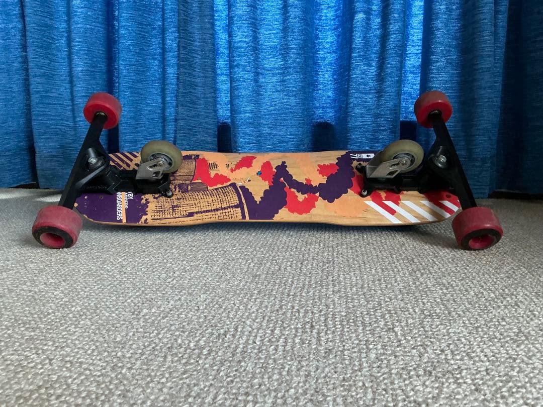 スノーボードのオフトレに最適　スノボ感抜群 Freeboard サイズ77
