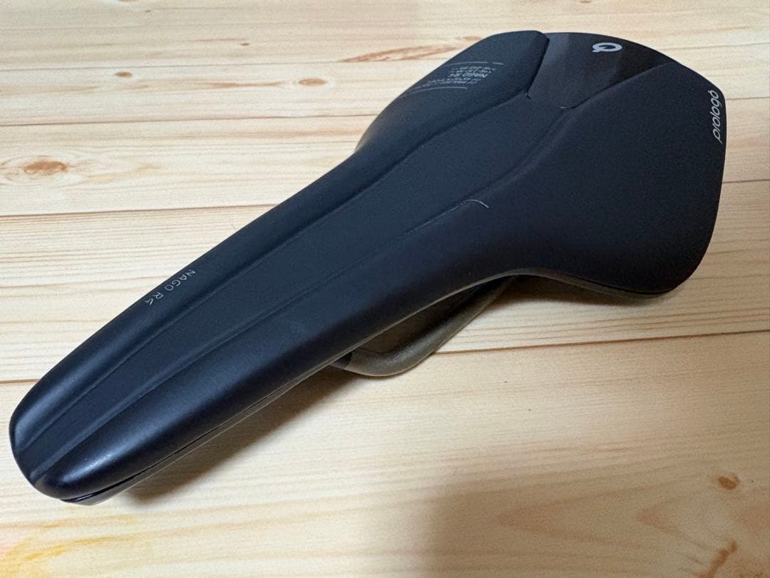 ★ PROLOGO NAGO R4 TORIX ハードBLK 137ミリ