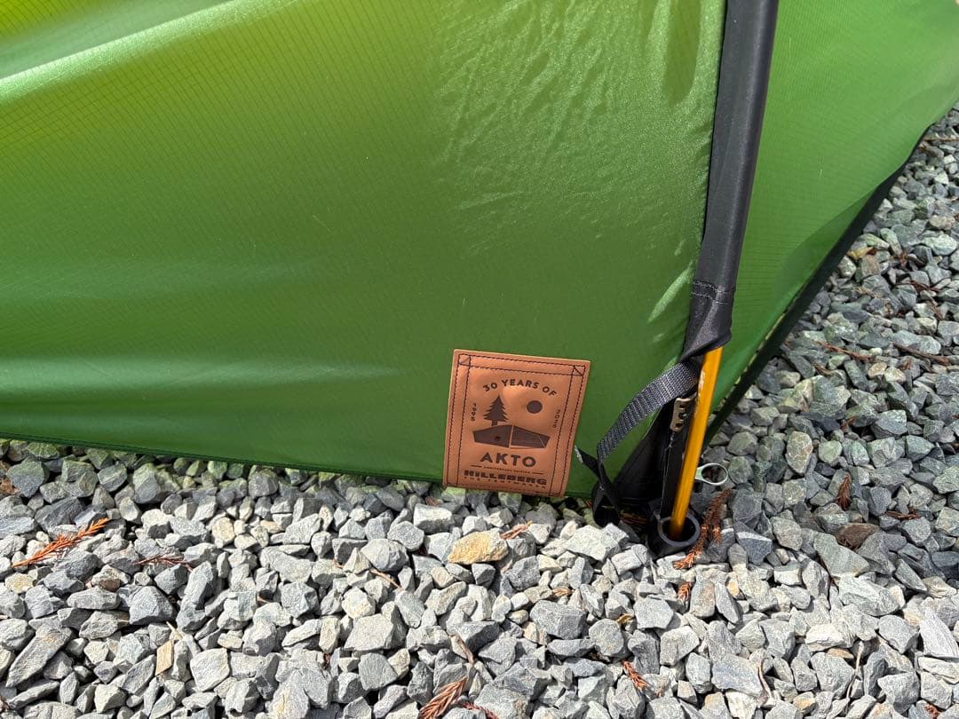 ヒルバーグ　アクト　30th 純正フットプリント付き
