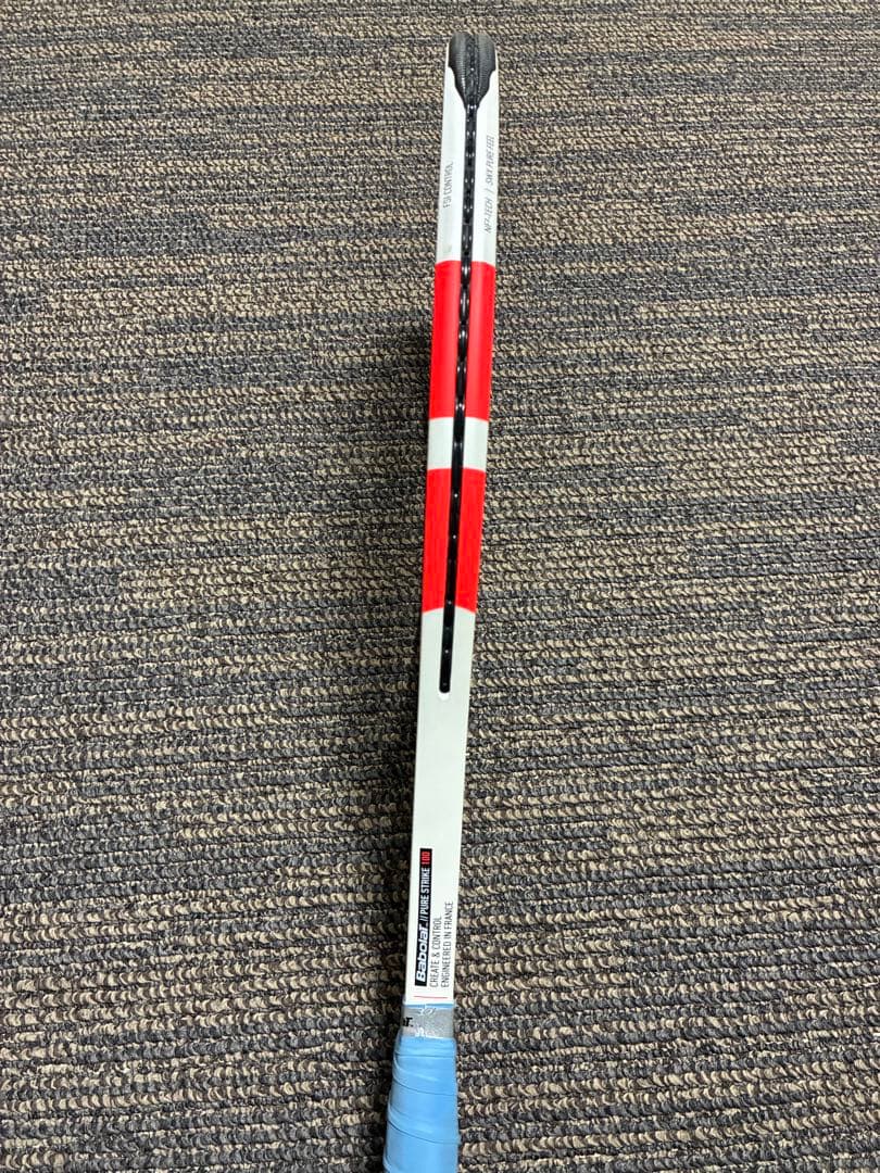 Babolat ピュアストライク100 グリップ2