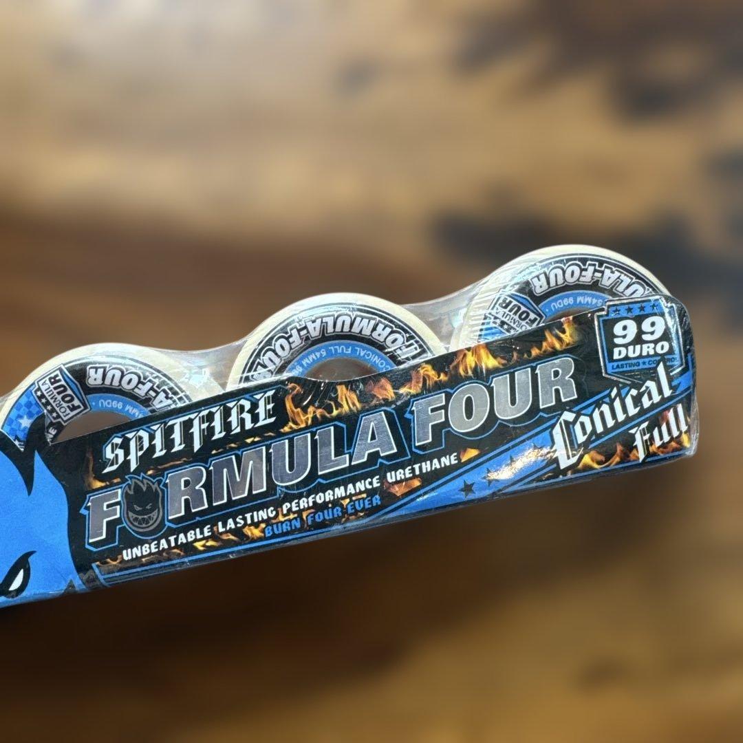 Spitfire フォーマル4コニカルフル54mm99aウィール