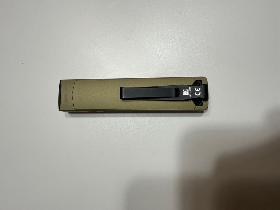 olight ArkPro Ultra 極美品　懐中電灯　フラッシュライト　UV