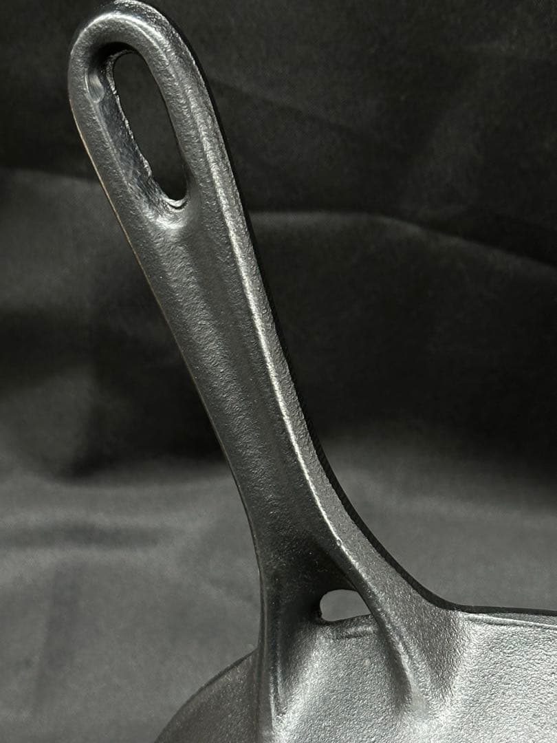 【美品】南部鉄器　岩鋳　フライパン　鉄鍋　24cm