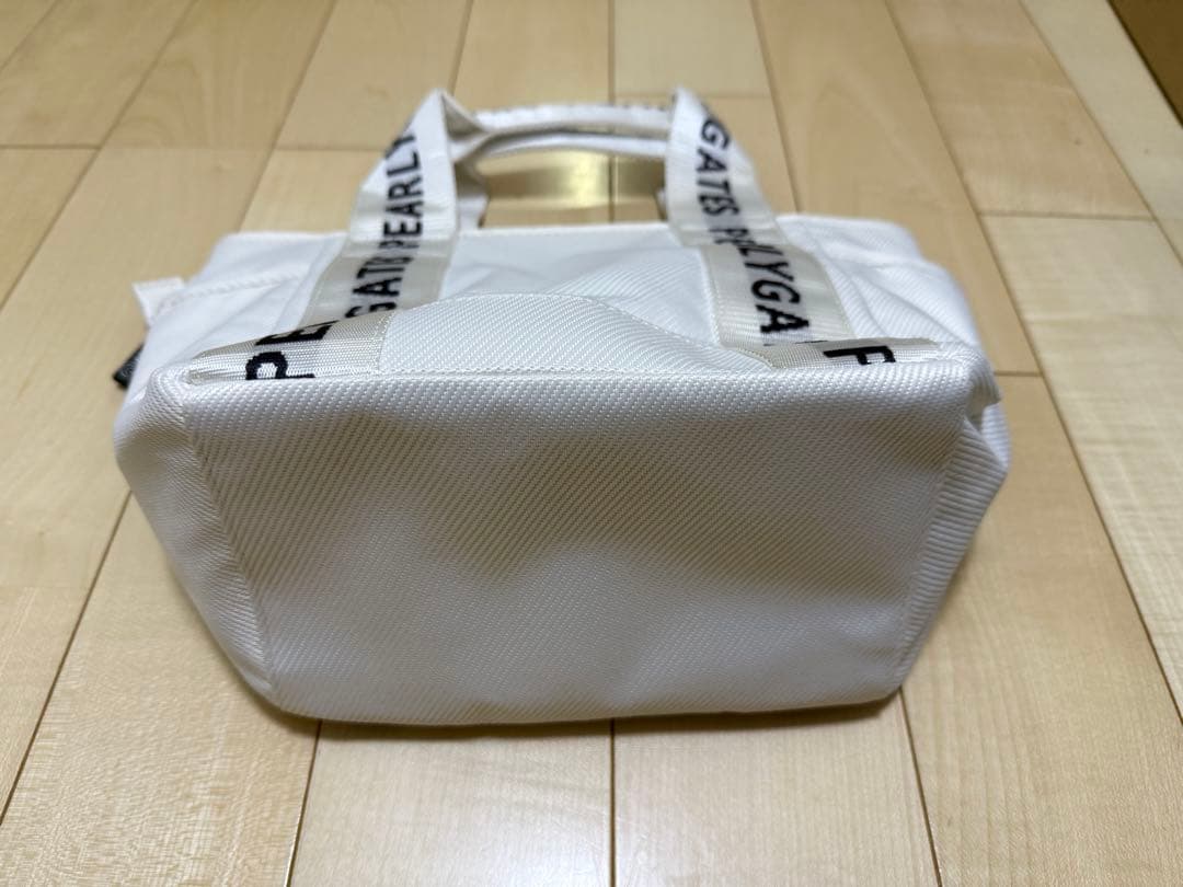 PEARLY GATES ホワイトラウンドバッグ