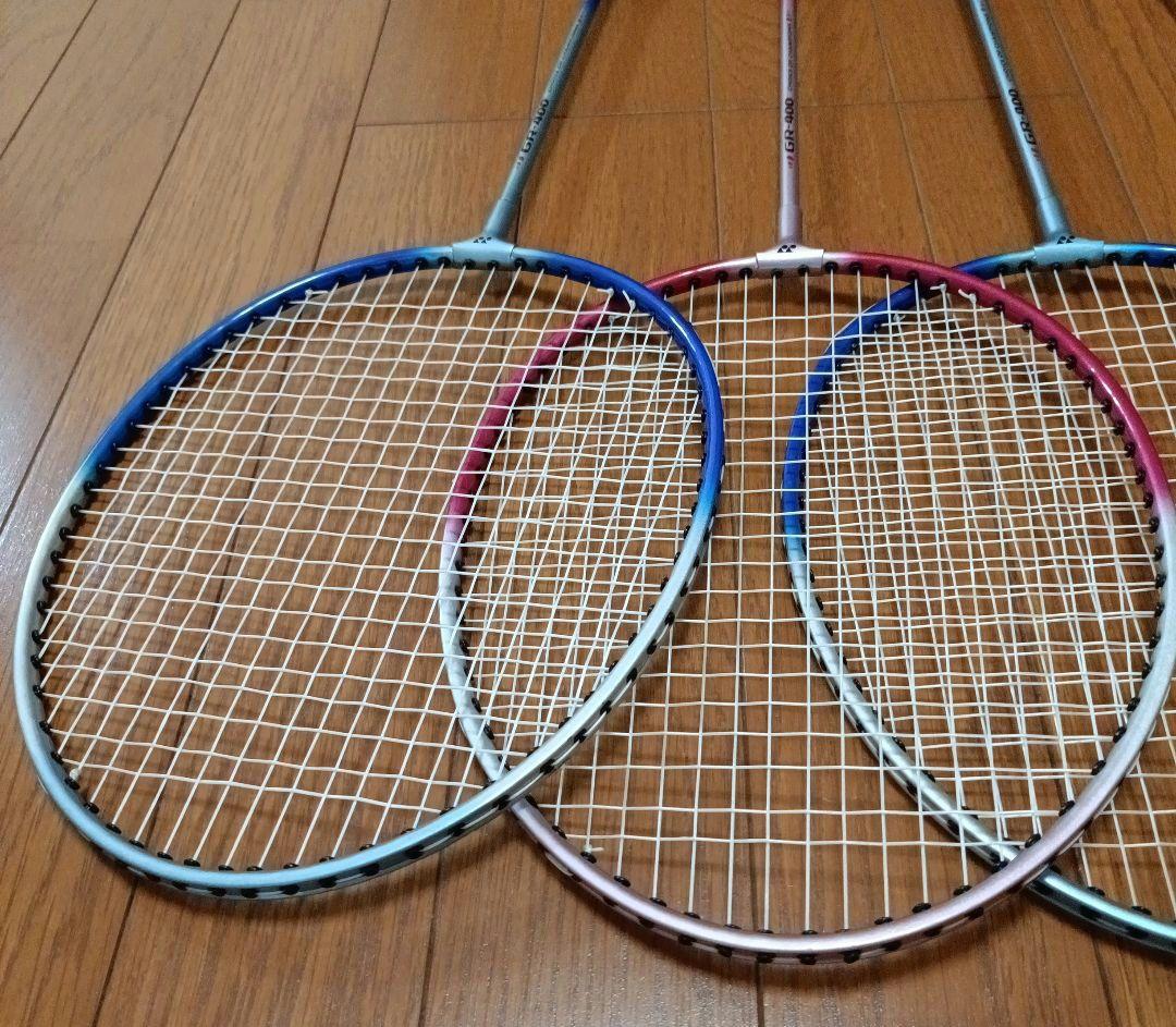 ヨネックス　YONEX GR-400 バドミントンラケット　4本セット