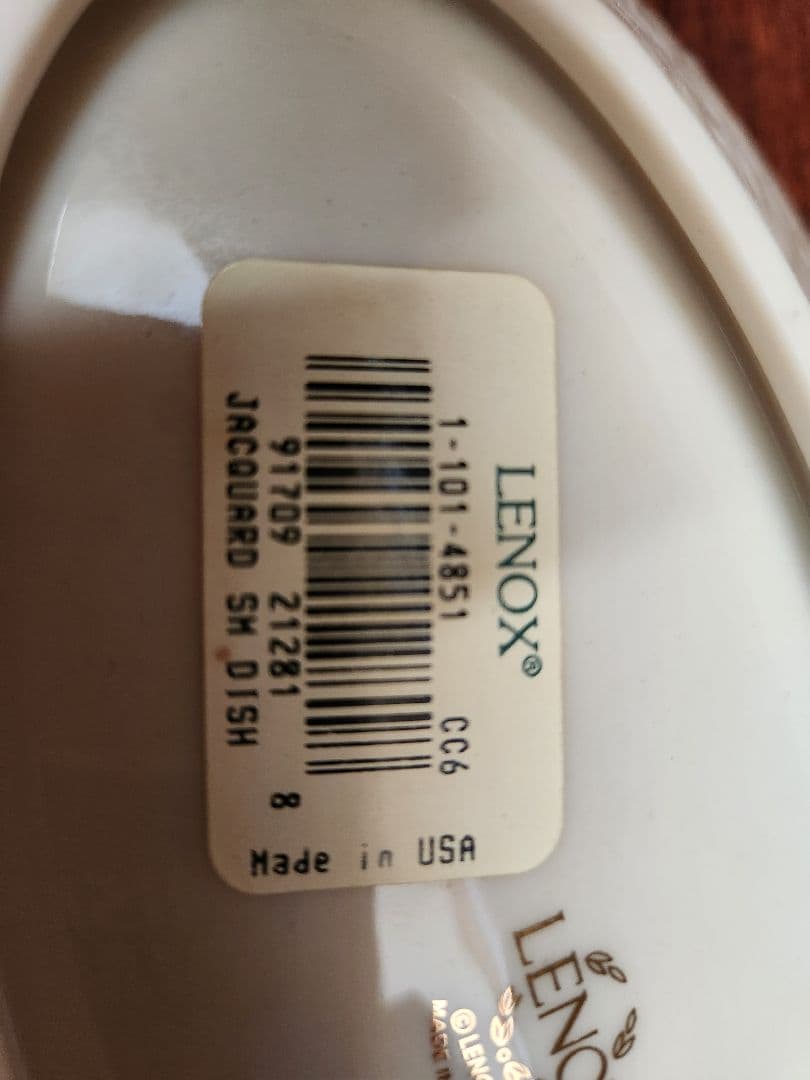 LENOX　金縁オーバルプレート 2種類 陶磁器