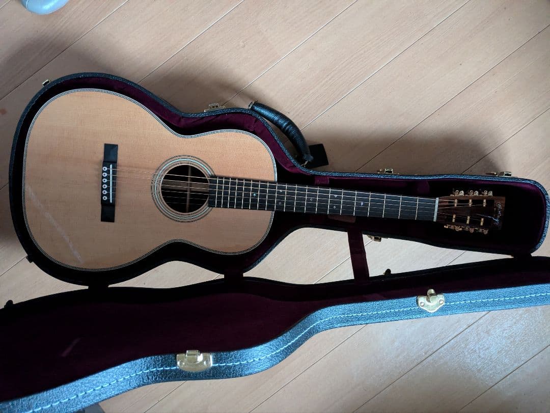 Martin 0012-28 Modern Deluxe 　貴重　保証期間内