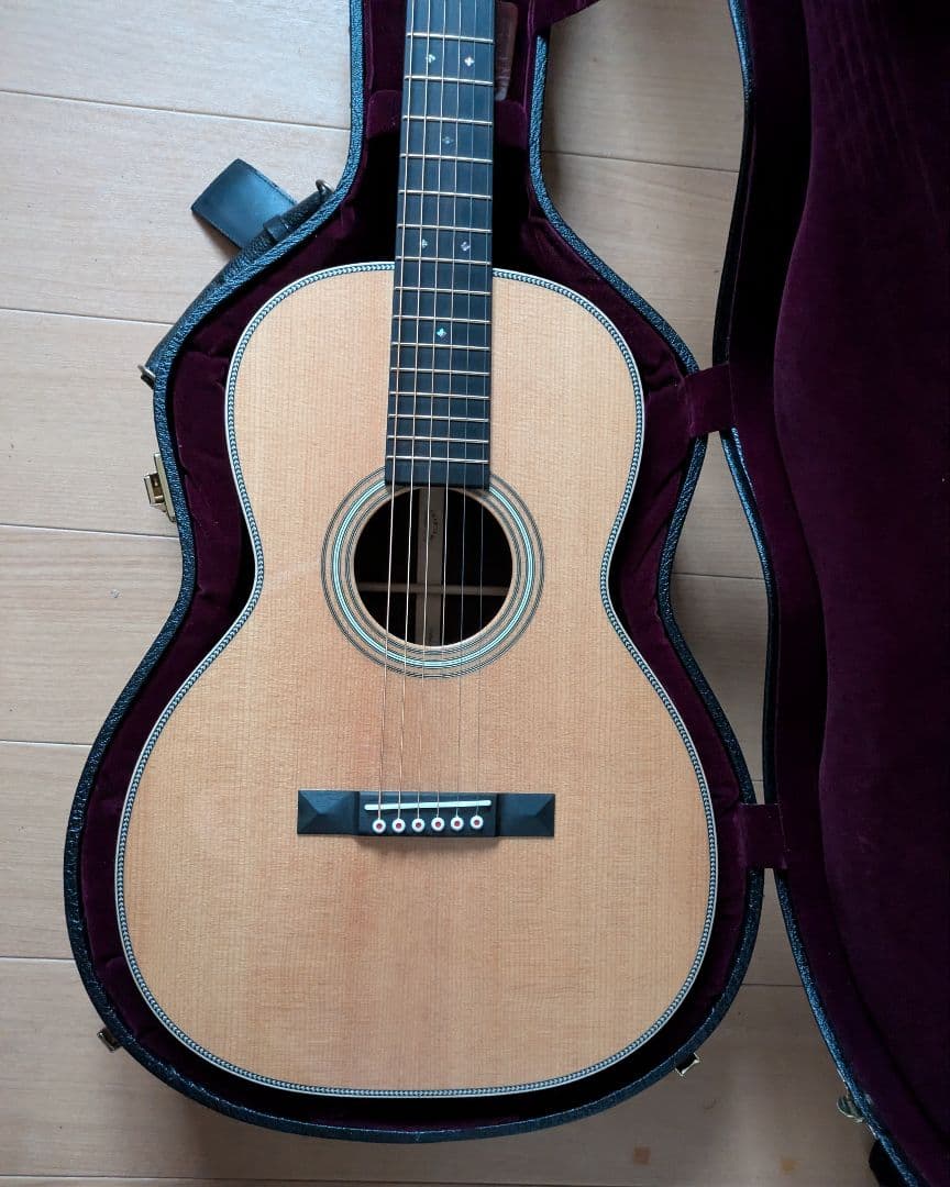 Martin 0012-28 Modern Deluxe 　貴重　保証期間内
