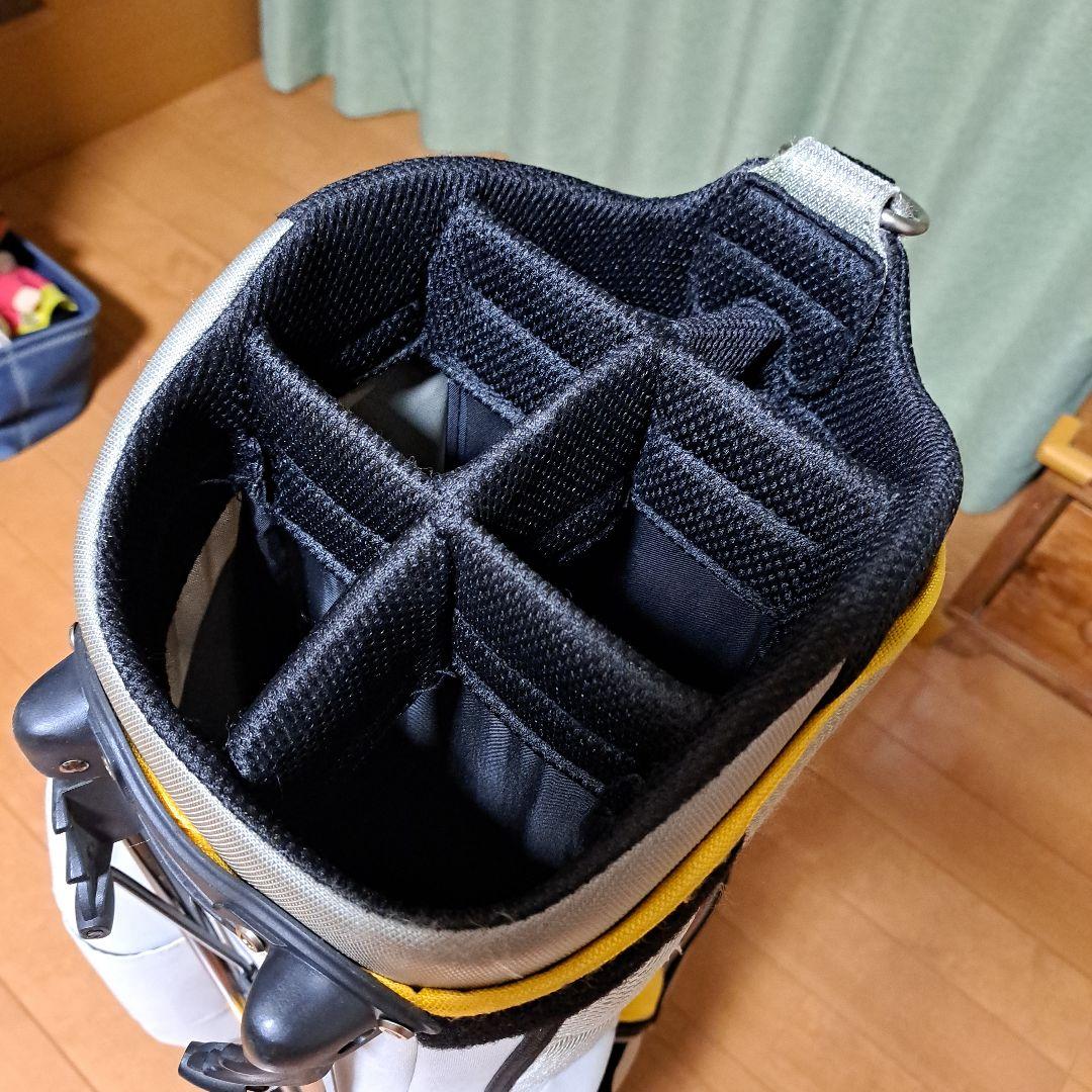 BRIDGESTONE GOLF スタンド式バッグ9インチ。フード付き。
