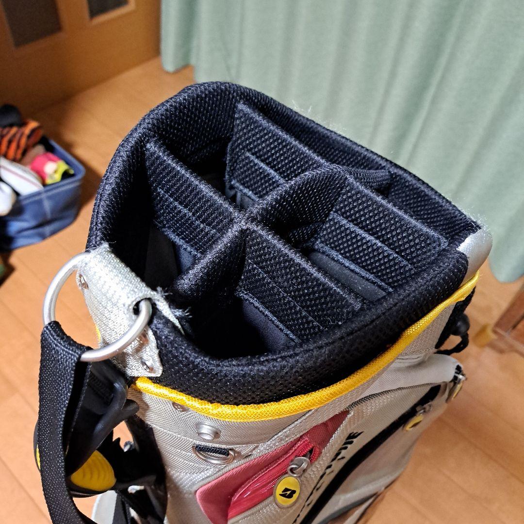 BRIDGESTONE GOLF スタンド式バッグ9インチ。フード付き。