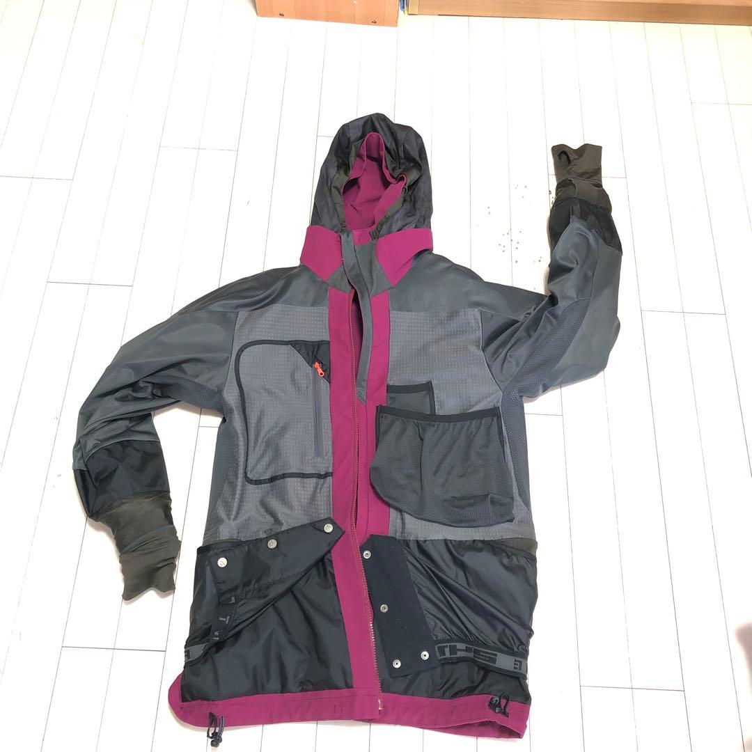 241 GORE-TEX スノーボード　スキー　ジャケット M 686 AK並