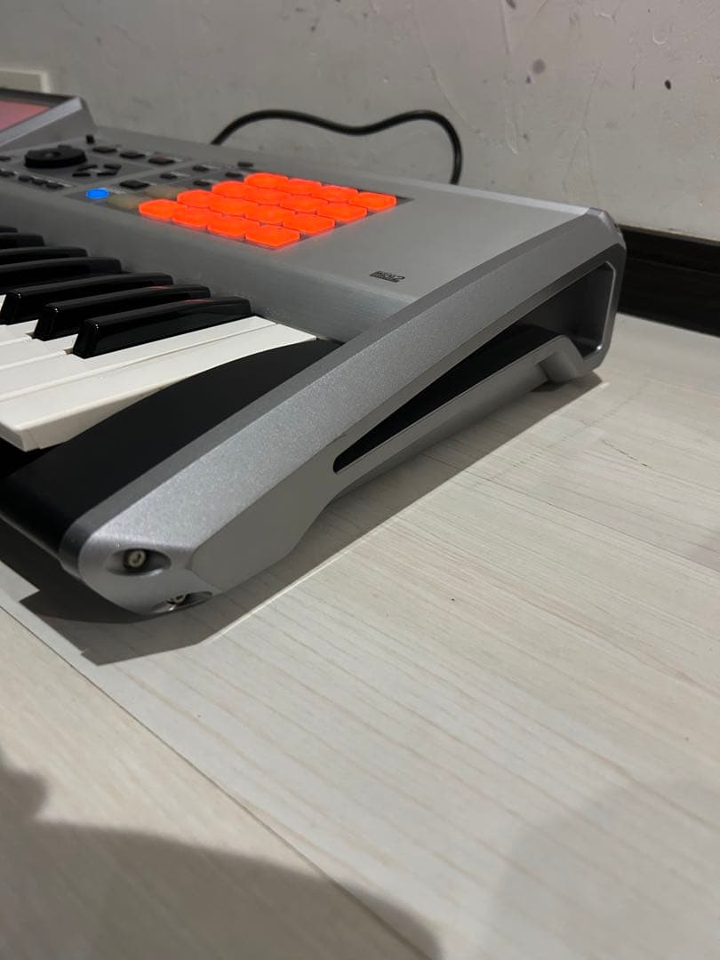 Roland ローランド FANTOM X6 シンセサイザー