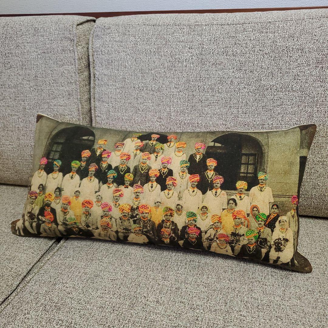 CONRAN SHOP  フェザー クッション  コンランショップ インド人？