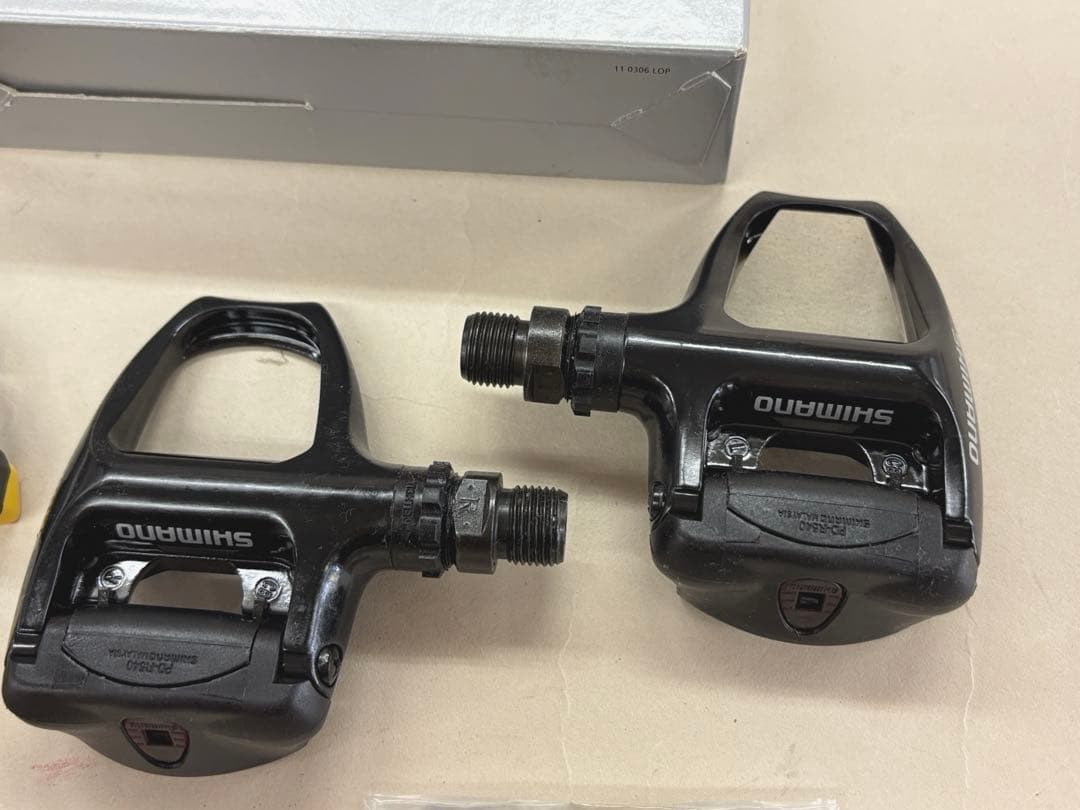222【新品・未使用】シマノ　ペダル　PD-R540　新品クリート付き