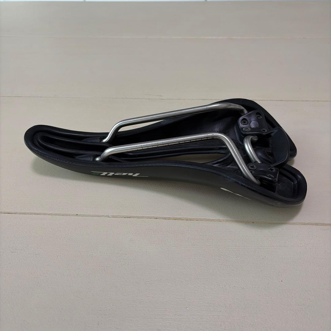 Selle SMP Hell ブラックサドル