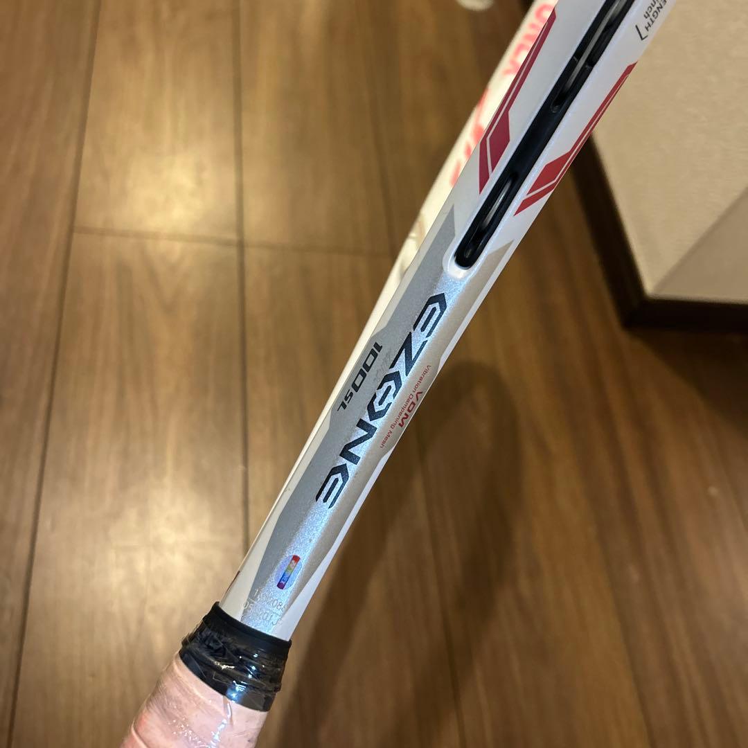 大坂なおみモデル YONEX EZONE ホワイト/ピンク