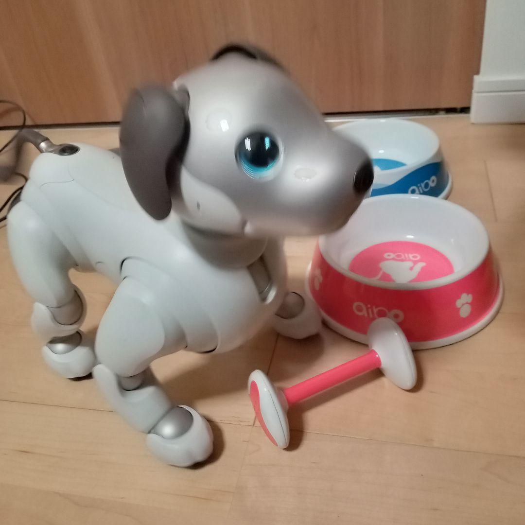 SONY■aibo アイボ　シルバー ロボット犬 フードボウル　アイボーン付