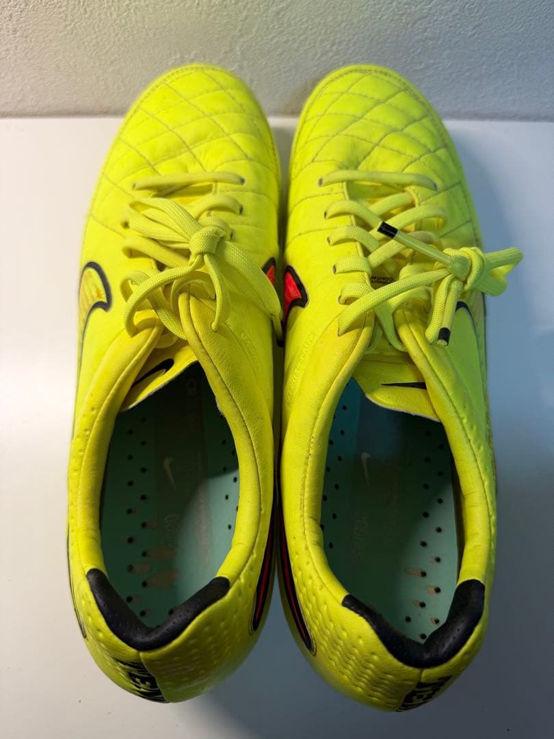 NIKE ティエンポレジェンドV SG-PRO ブラジルW杯モデル 27.5