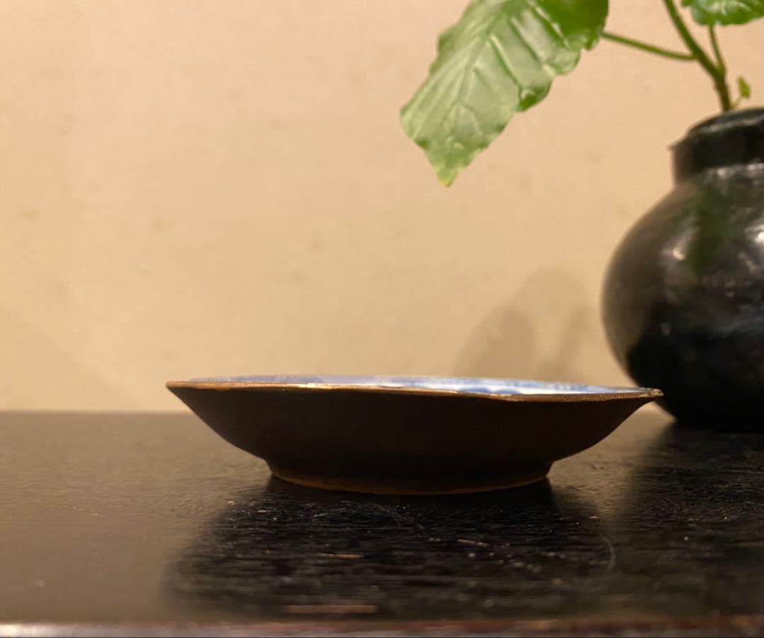 アンティーク・景徳鎮窯・染付葉文結び唐草文・豆小皿•鑑賞スタンド付２点セット