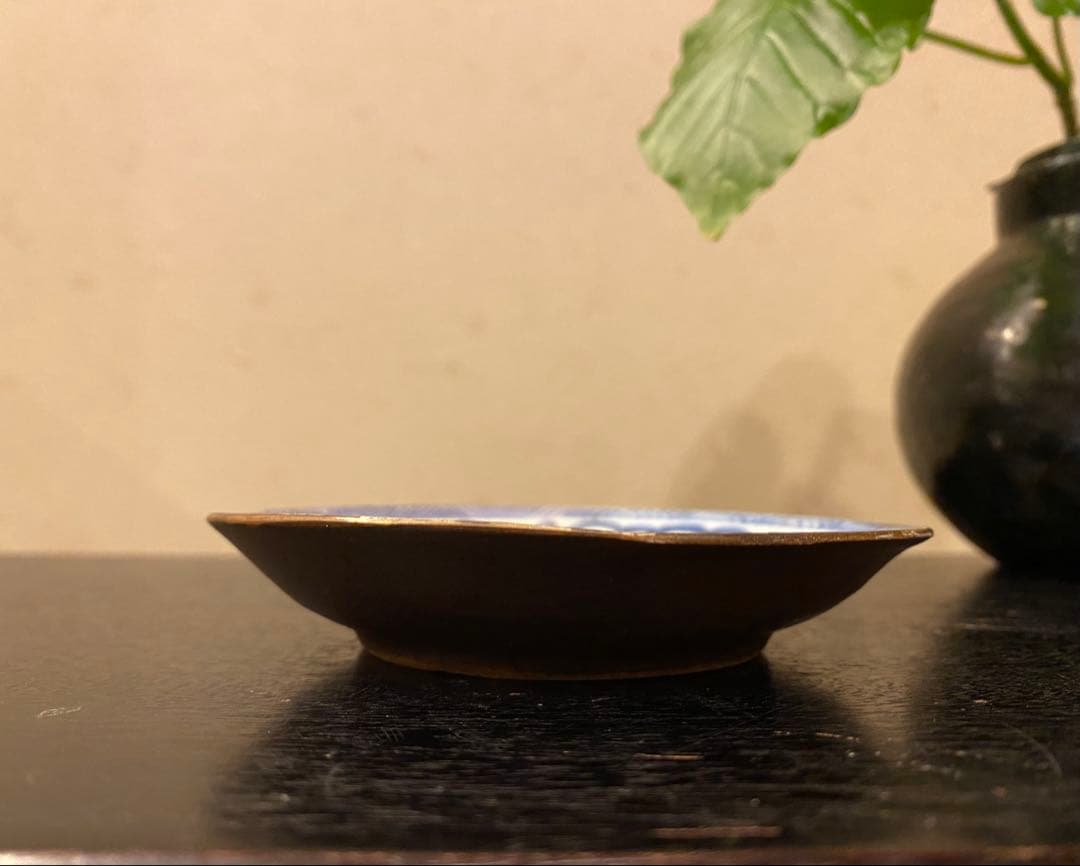 アンティーク・景徳鎮窯・染付葉文結び唐草文・豆小皿•鑑賞スタンド付２点セット