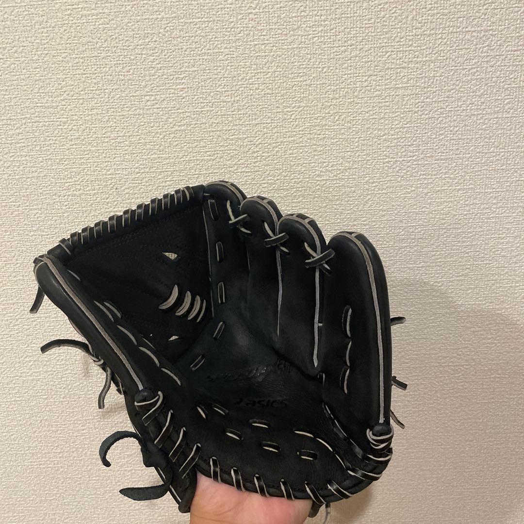 限定モデル　アシックス　硬式投手用