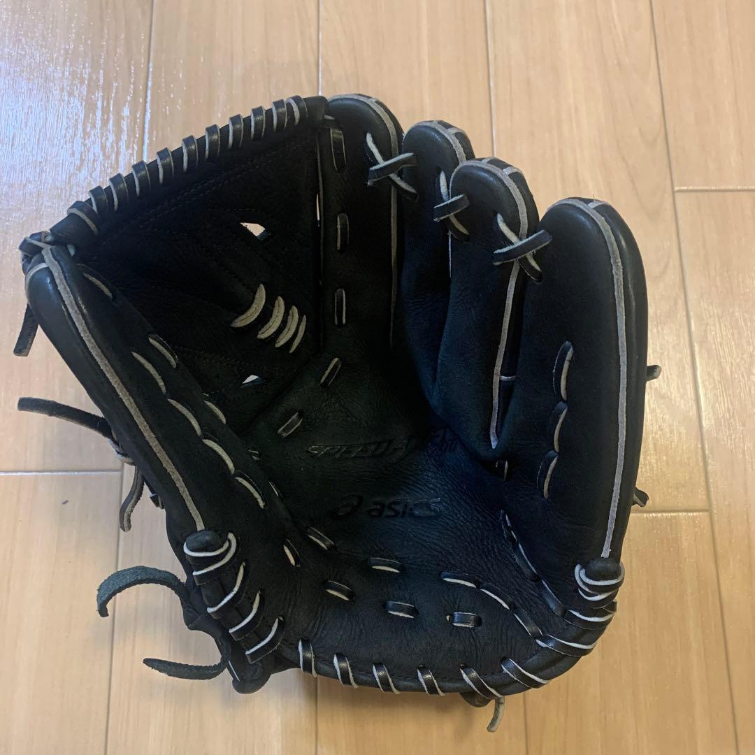 限定モデル　アシックス　硬式投手用