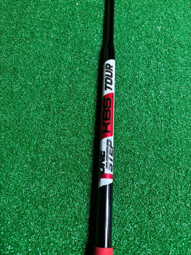 KBS TOUR One Step パターシャフト Lamkinグリップ付き