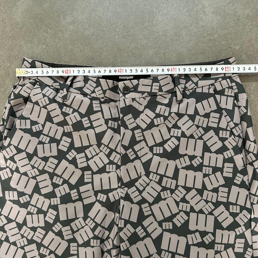 【美品】マンシングウェア ゴルフパンツ Lサイズ mロゴプリント