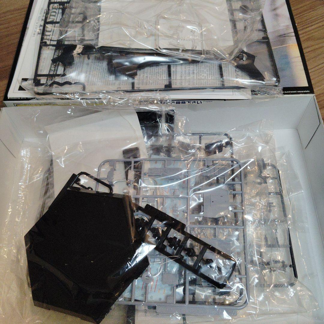 アオシマ　ブルーサンダープラモデル　1/48　メタル製ガトリング砲付