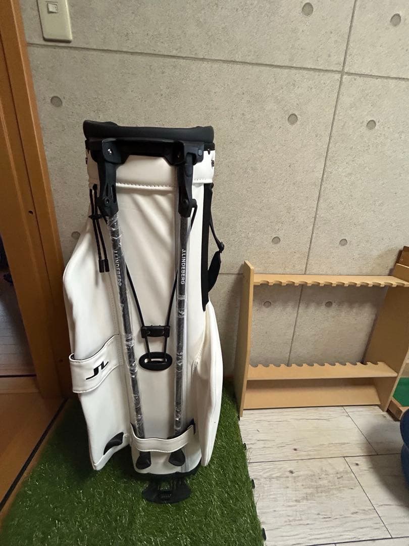 J.LINDEBERG スタンド式キャディバッグ