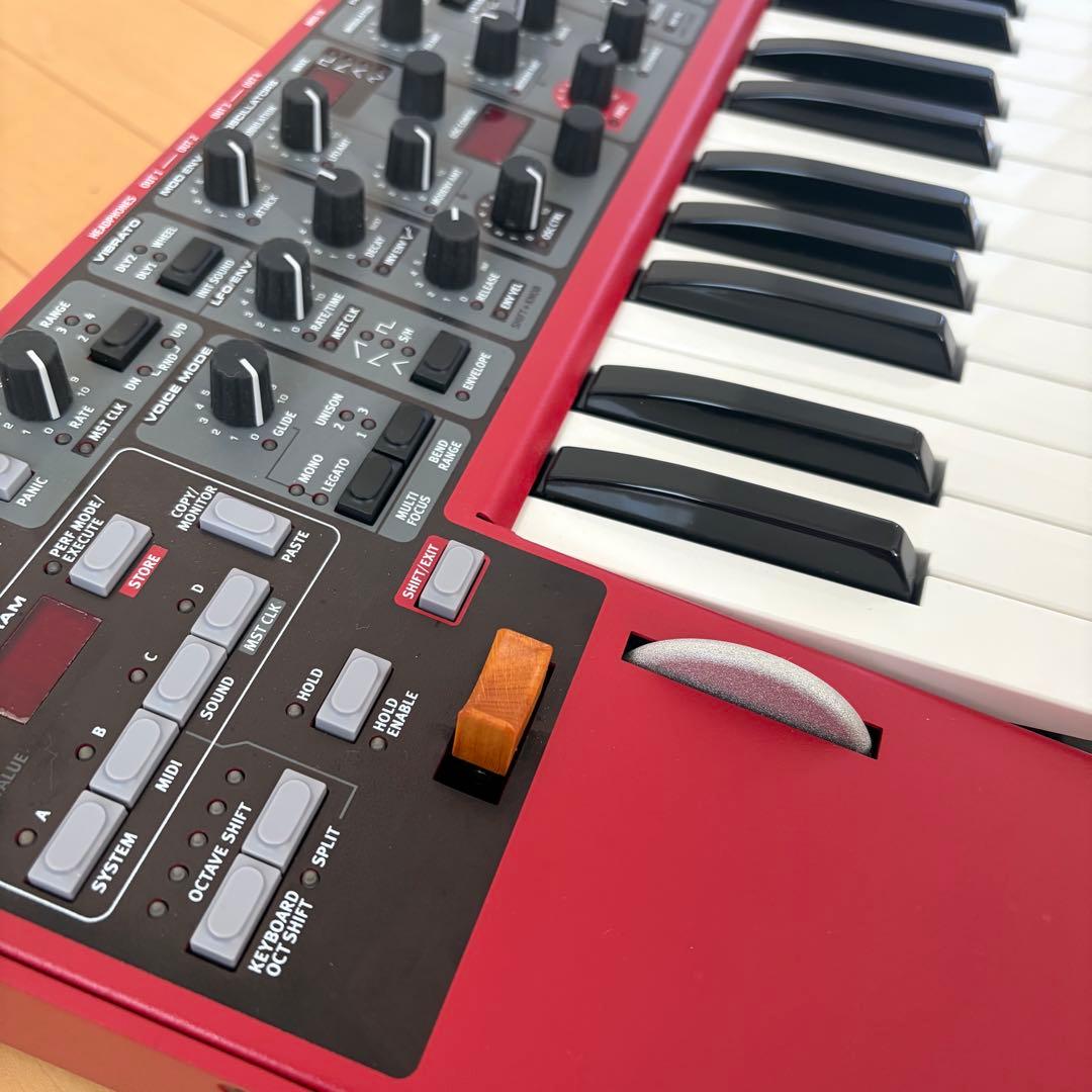 鍵盤楽器 Clavia Nord Lead A1
