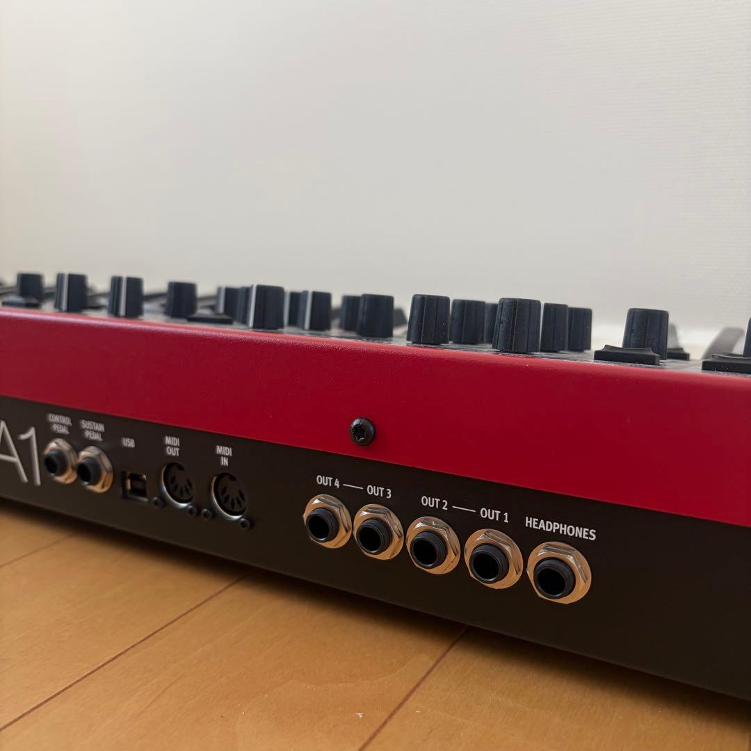 鍵盤楽器 Clavia Nord Lead A1