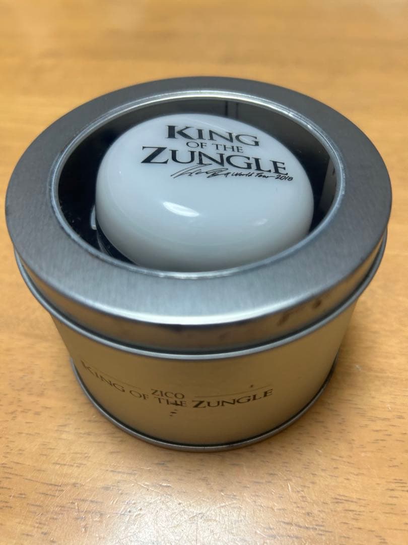 ZICO ジコ　KING OF THE ZUNGLE ペンライト缶ケース付き