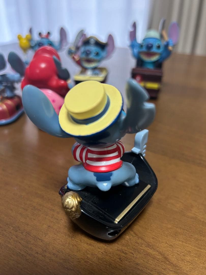 スティッチ　プルバックカー　ディズニーリゾート