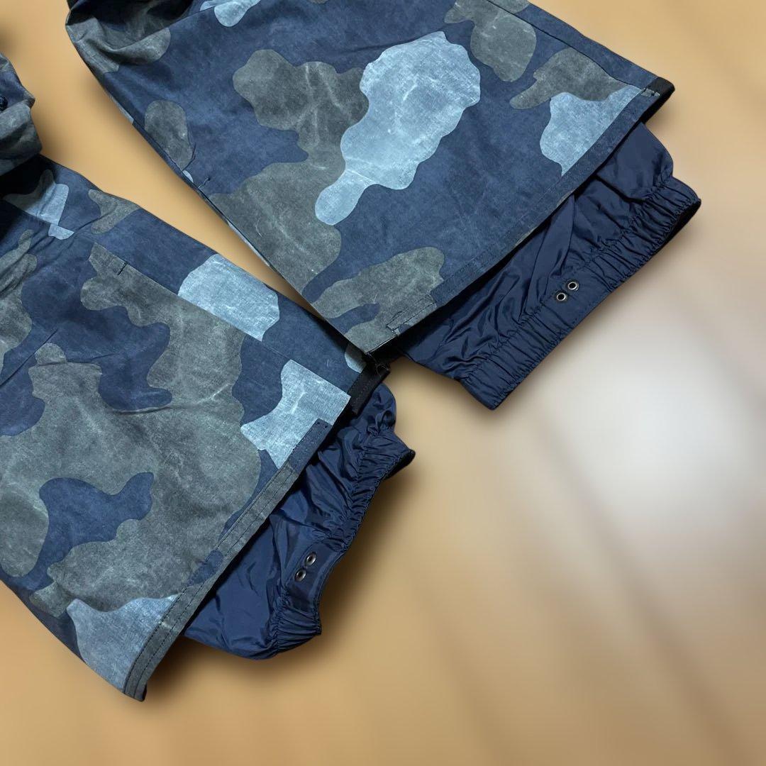 美品　BURTON AK バートン パンツ スノボードウェア　カモフラ