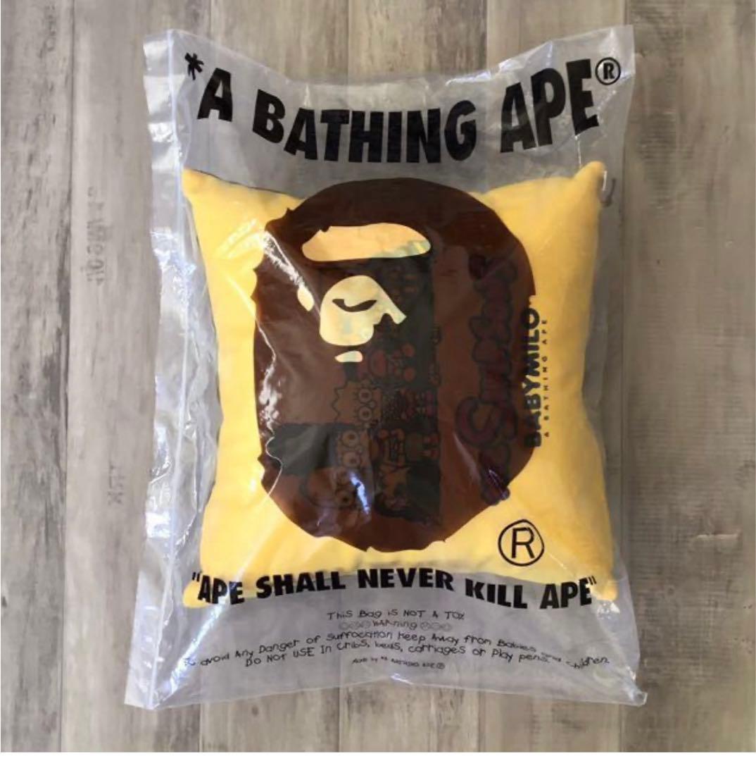 新品レアコラボ　APE シンプソンズ　エイプ　 1st CAMO クッション