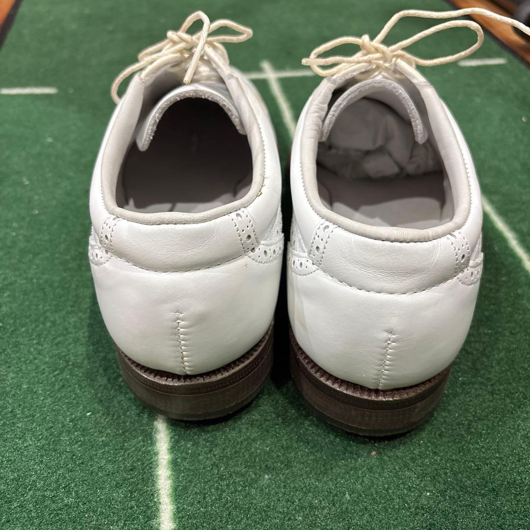 FootJoy Classic ゴルフシューズ ホワイト　本革