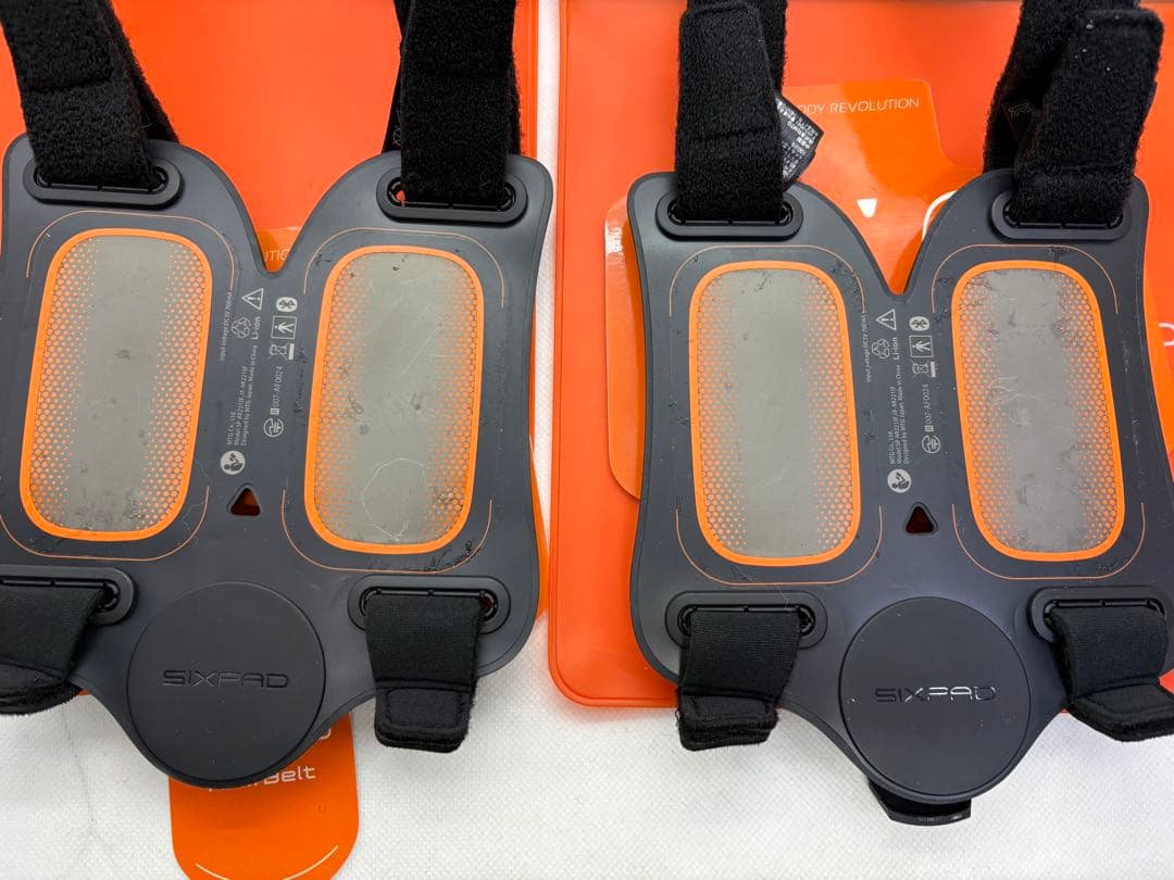 【月末限定SALE】【美品】SIXPAD アームベルト　Arm Belt×2
