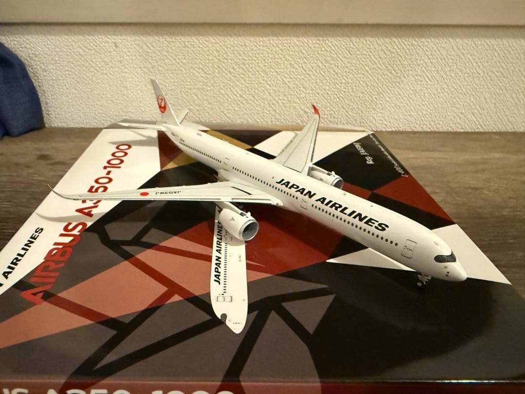 ス*ー様 1/400 JAL A350-1000 JA03WJ