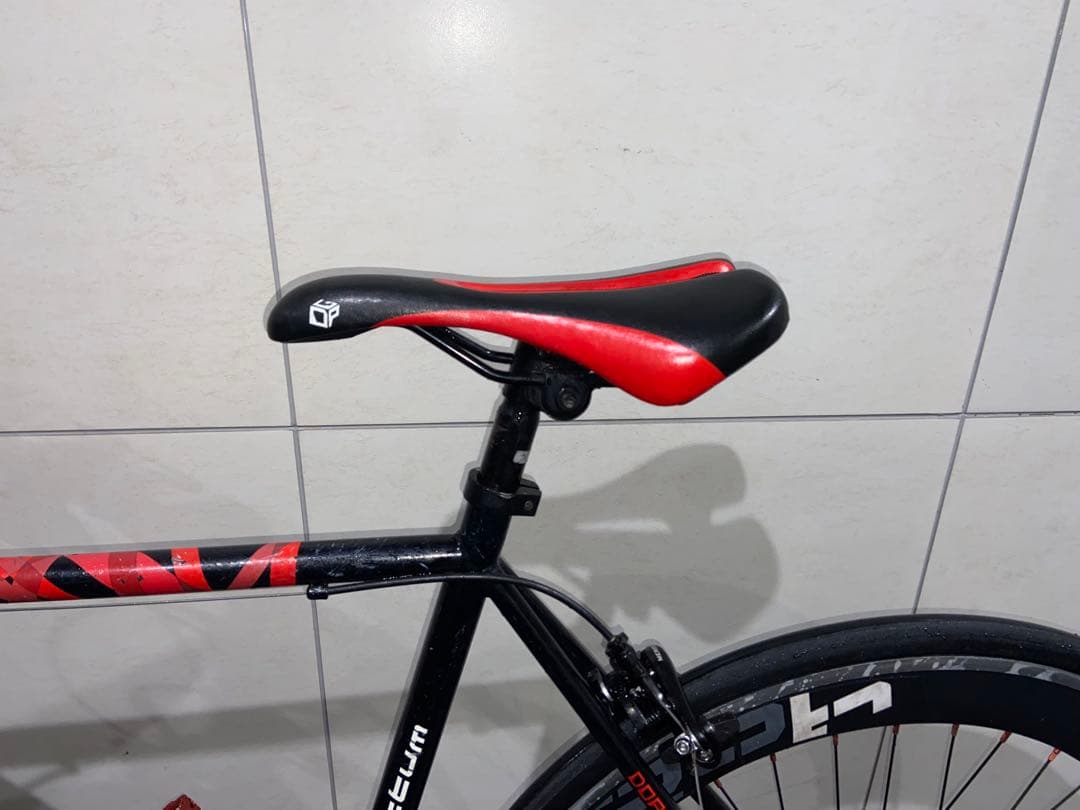 ドッペルゲンガー　doppelganger クロスバイク sanctum 自転車