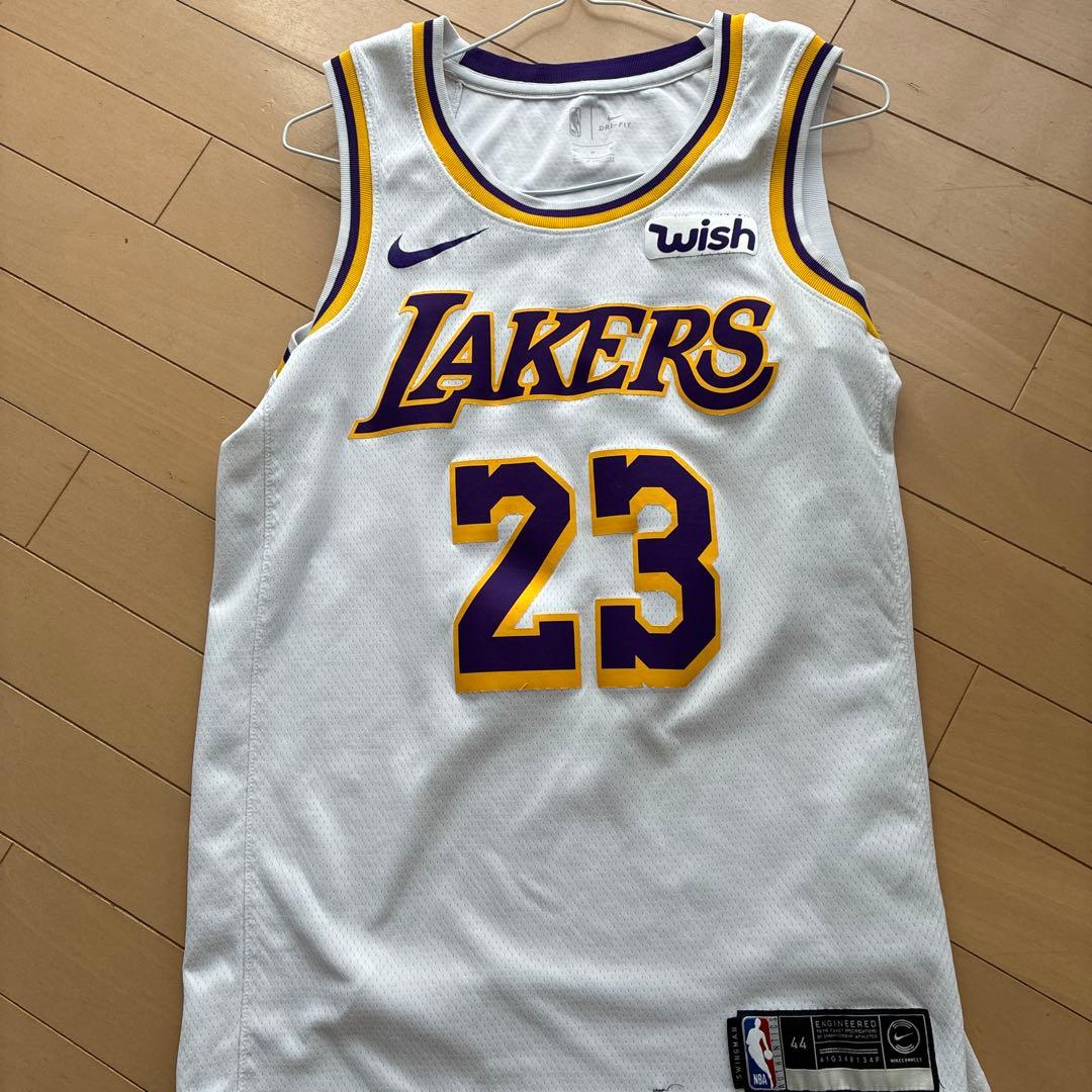 Lakers JAMES 23 ホワイトジャージ