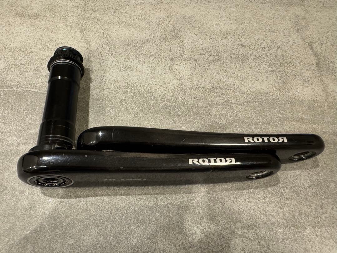 ROTOR ALDHU カーボン30mm axle付き