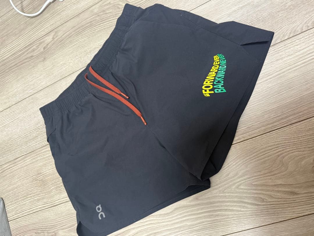 On オン　on core shorts WalkGood