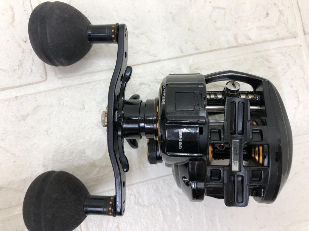AbuGarcia レボ ビッグシューター WM50 右ハンドル