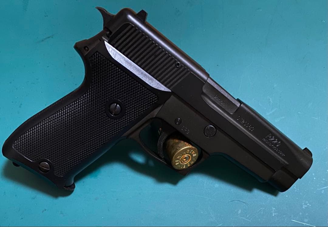 MGC SIG-SAUER P220 ABS製モデルガン　SPG規格