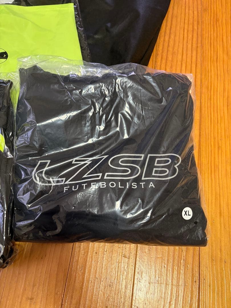 ルースイソンブラセット XL