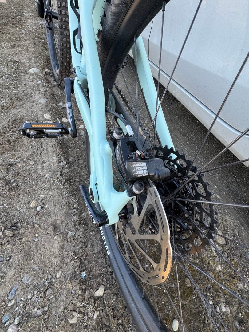 価格交渉可　specialized status160