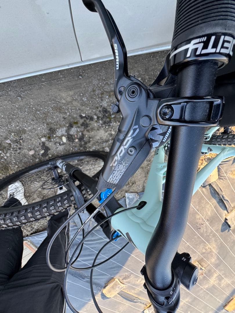 価格交渉可　specialized status160